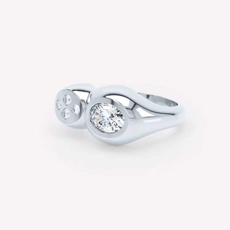 Blue Diamond Engagement Ring-Curve Duo 18K Whitegold Ring w. Diamonds