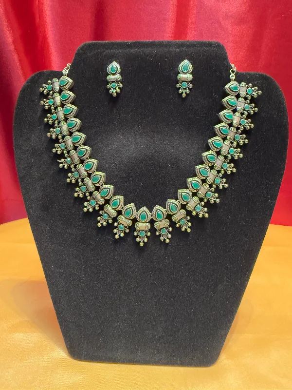 Trendy Choker Necklace-Fascinating Green Stoned Oxidized Necklace With Earring Set