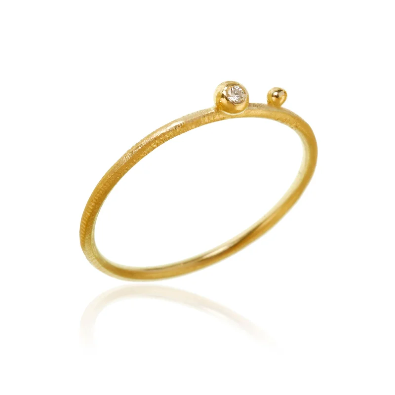 Bold Statement Ring-Delphis dot 18K Gold Ring w. Diamond