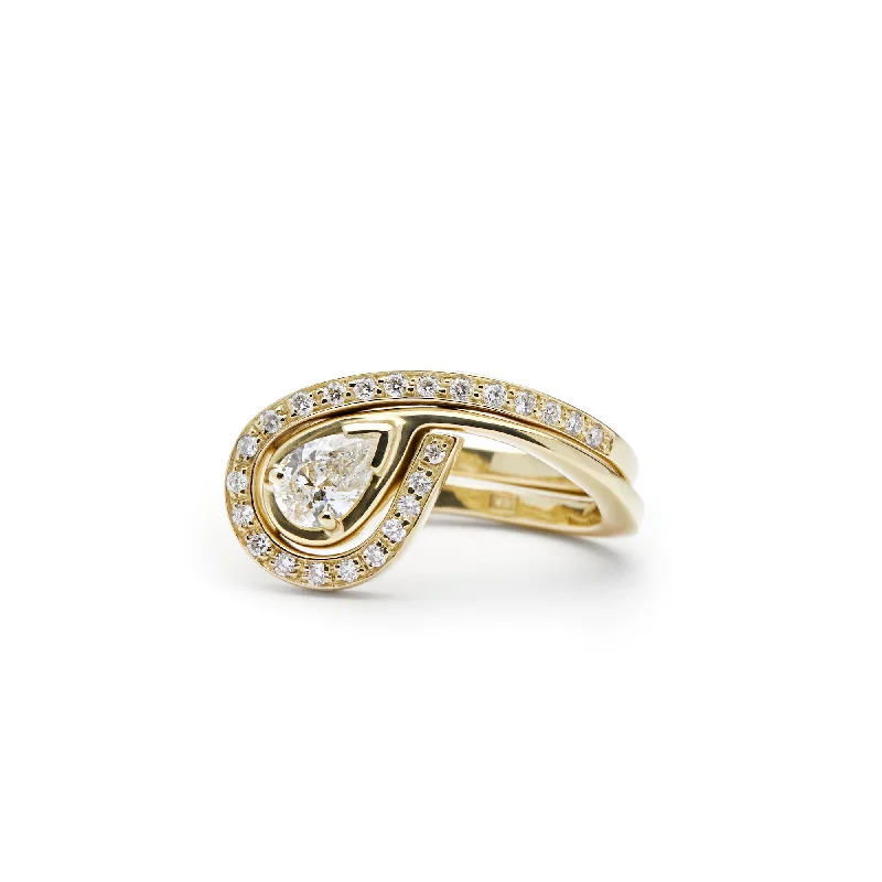 Heart Shaped Wedding Ring-Curiosity 18K Gold, Whitegold or Rosegold Rings w. Diamonds