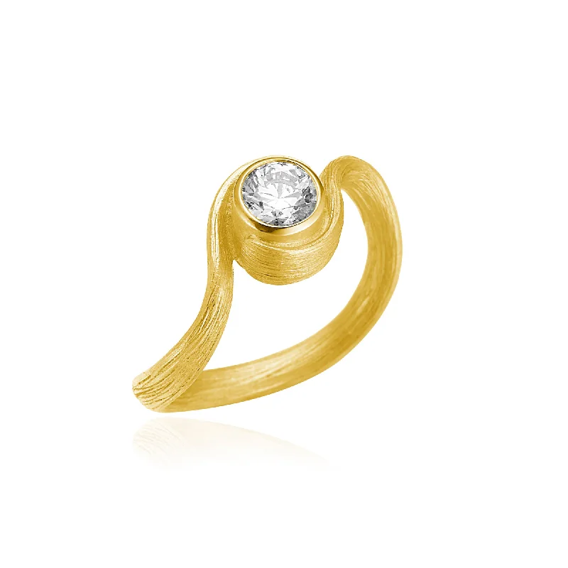 Wedding Ring with Yellow Diamonds-Vega Solitaire 18K Gold Ring w. Diamond