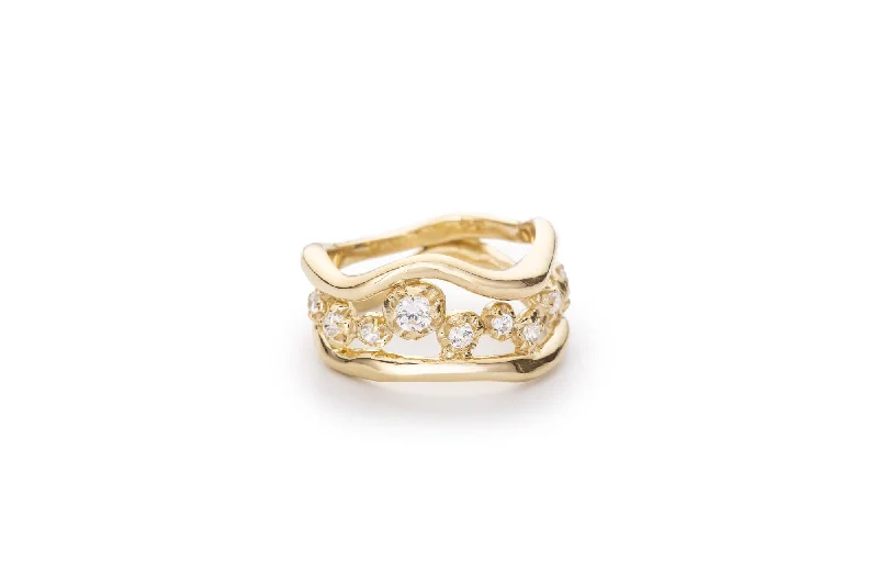 Heart Shaped Ring for Women-Three Ways Nr 06 18K Gold, Whitegold or Rosegold Ring w. Diamonds