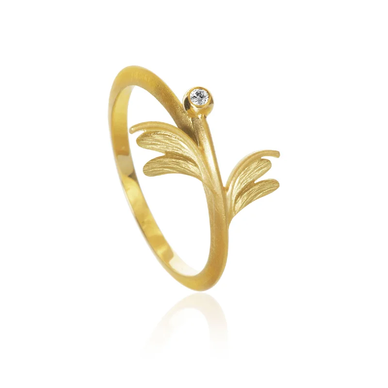 Men’s Customizable Ring-Aura 18K Gold Ring w. Diamond