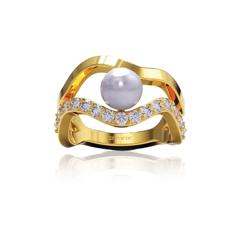 Cushion Cut Sapphire Ring-Ponza 18K Gold Plated Ring w. Zirconias & Pearl