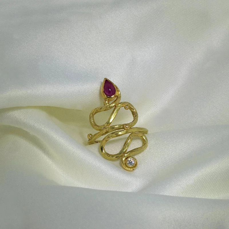 Women’s Pink Sapphire Ring-Hydra 18K & 22K Gold Ring w. Ruby & Diamond