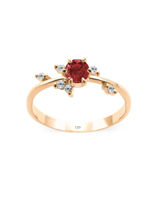 Fashion Ring for Women-Your Way N°6 18K Gold Ring w. Garnet & Diamonds