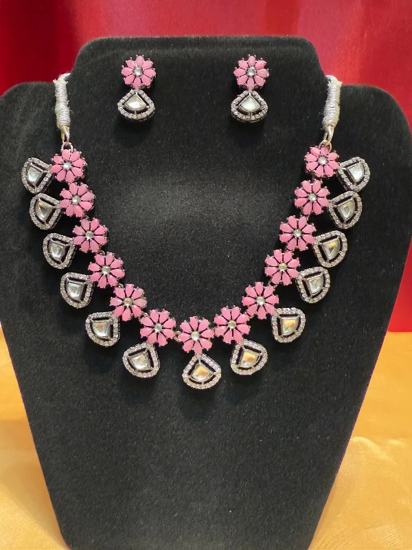 Pearls and Diamonds Necklace-Alluring Pink Color Stone Flowers Design Necklace With Earrings Sets